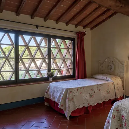Villa Gli Spilocchi 10, Emma